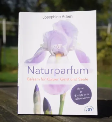 Naturparfum - Josephine Ademi